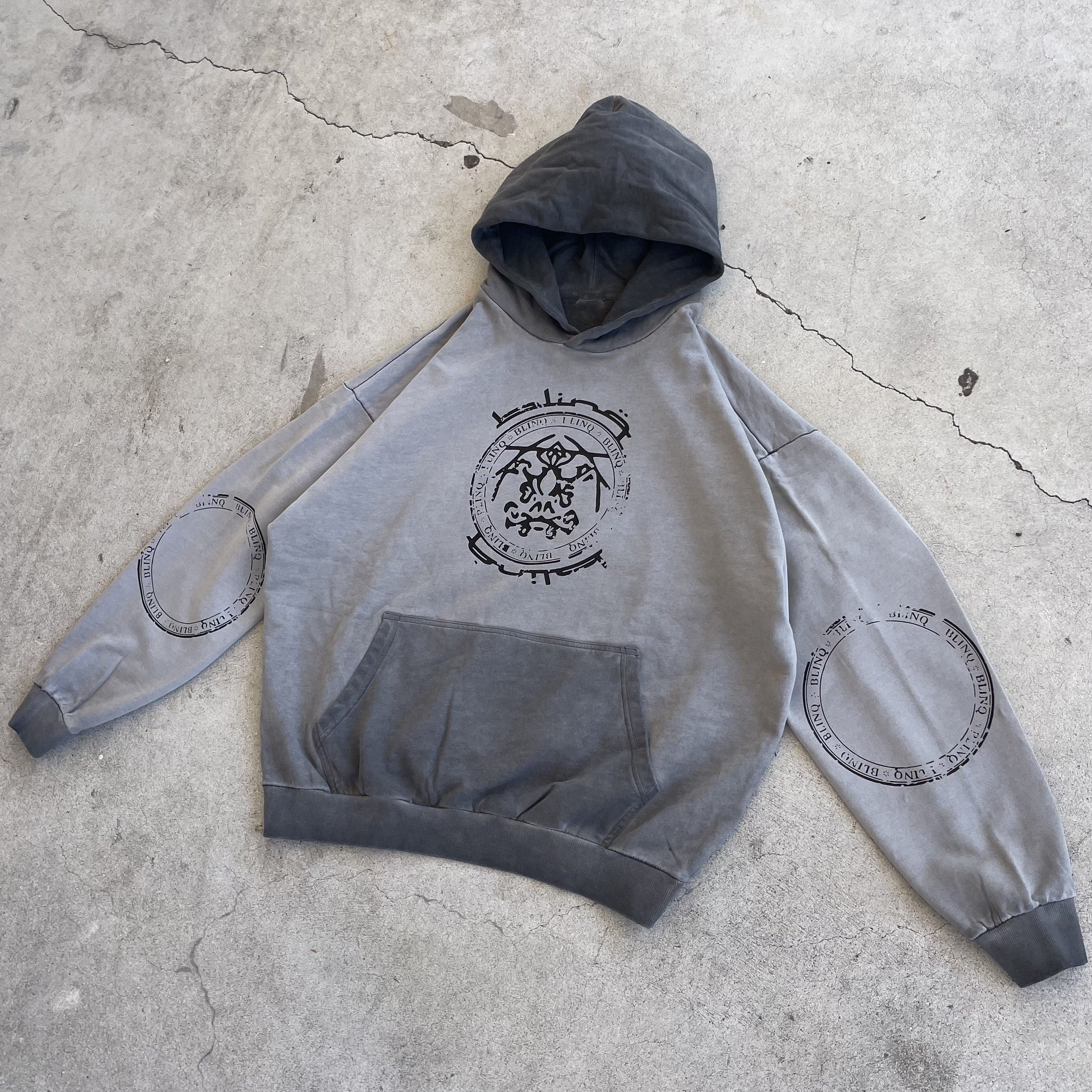ARTIFACT HOODIE