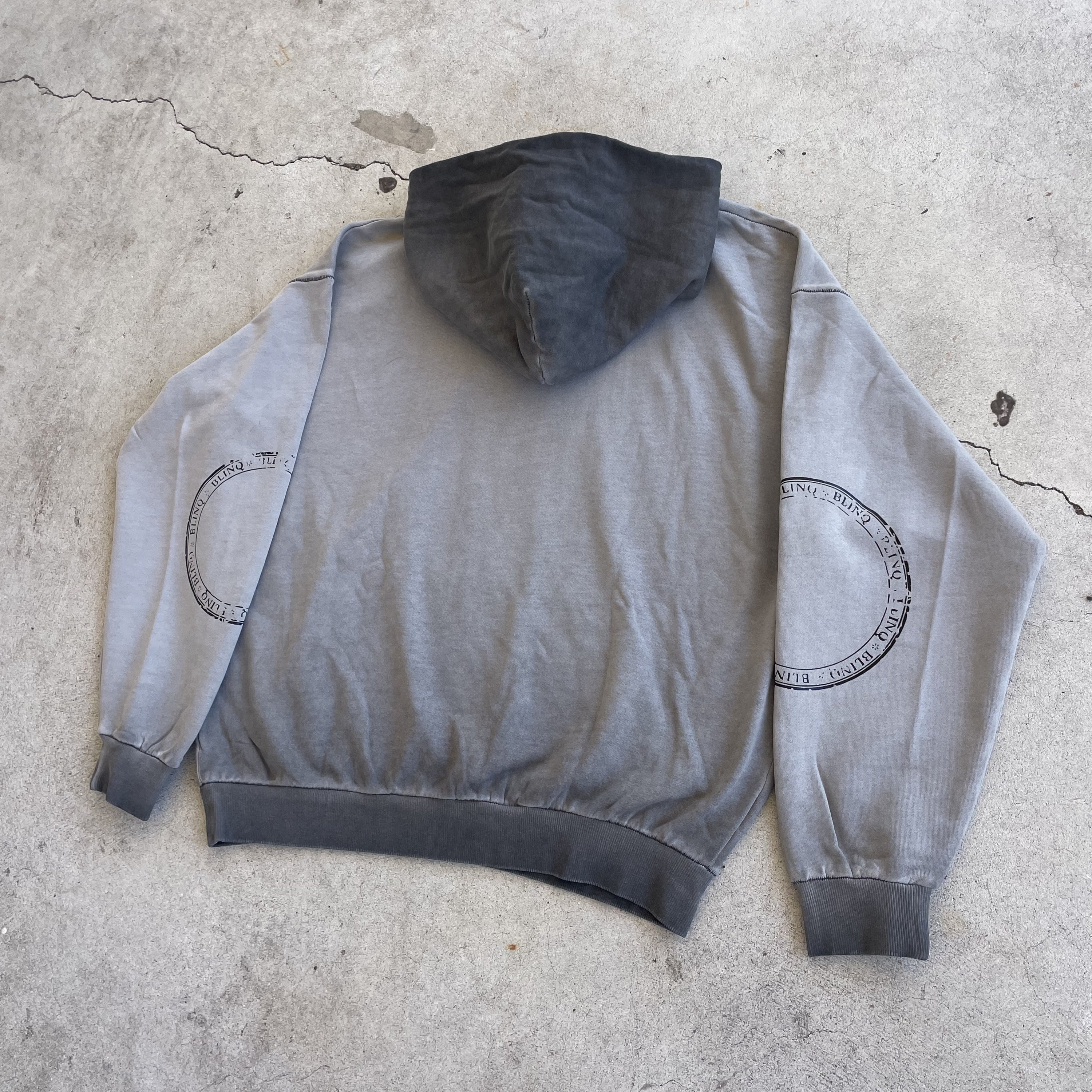 ARTIFACT HOODIE